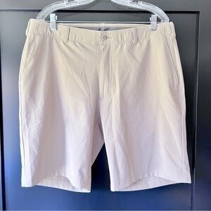 Ben Hogan men’s size 38 tan shorts